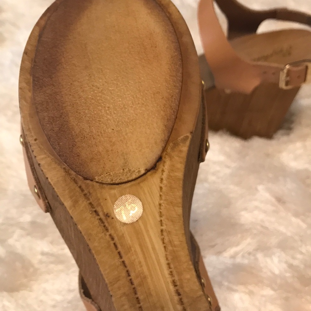 Never Worn Seychelles Platforms - image 5